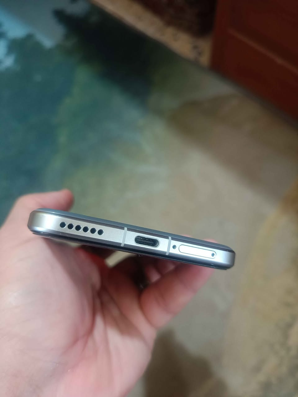 السلام عليكم 
ماجيك 7 برو (HONOR Magic 7 Pro)  لون رمادي ذاكرة 512 وعشوائية 12 ومعالج Snapdragon 8 Elite  ببجي 120 فريم وشاشة OLED LTPO بحجم 6.8 بوصة وسرعة 120 هرتز  كاميرا خلفية ثلاثية رئيسية بدقة 50+200+50 ميجابكسل، وبطارية ضخمة بسعة 5850 مللي أمبير تدعم شحناً سريعاً 100 واط، ونظام أندرويد 15 ويجي بية (بصمة ثري دي وفيس آيدي ) بغداد, العراق


**إذا كنت صاحب هذا الإعلان وتريد حذفه لأي سبب، رجاءا أرسل رسالة إلى الدعم الفني**