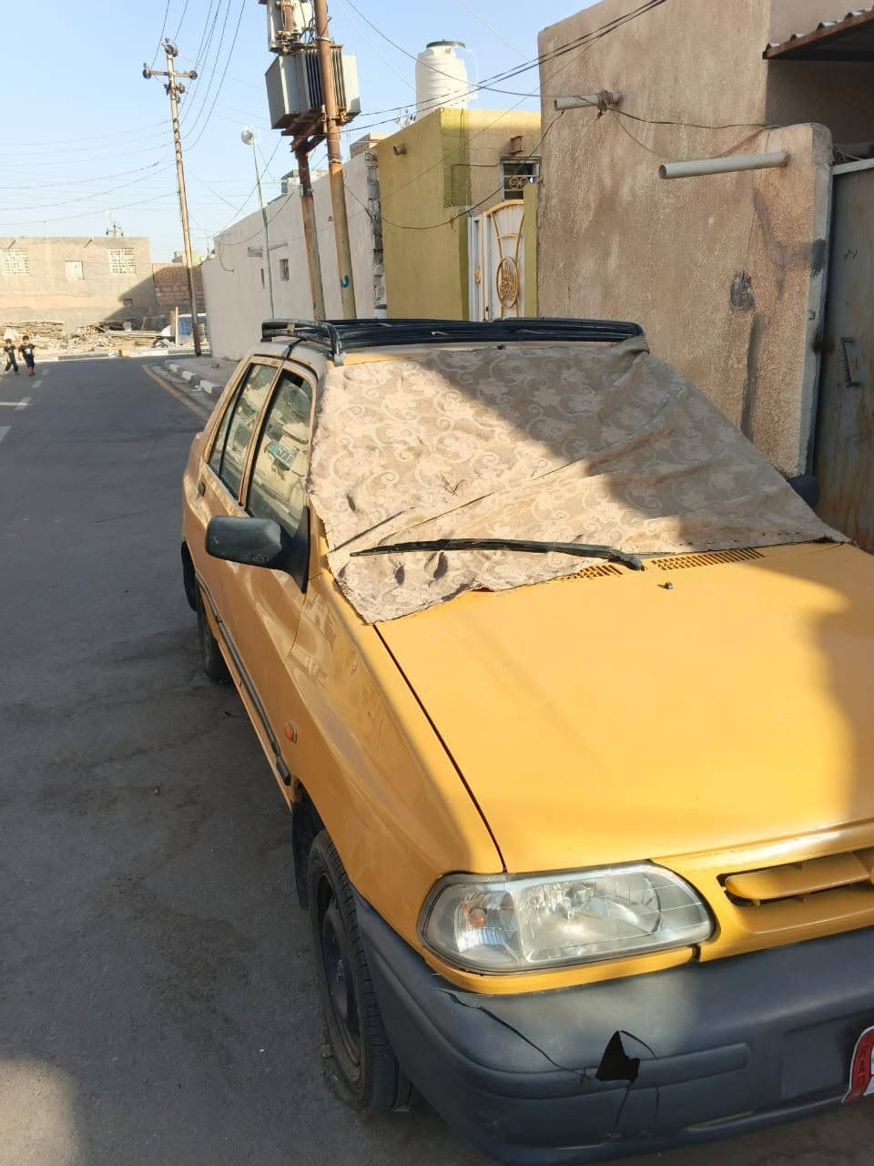 سايبة موديل ٢٠١٥ بأسمي السيارة نظيفة جدا المكان كربلاء الحر السعر ٢٦ رقم الهاتف ***********
