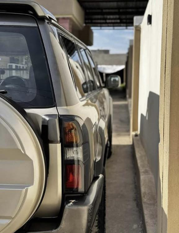 سلام عليكم البيع نيسان بترول 2006محرك 4500بيه منضومه غاز 100لتر وبانزين تخم تاير جديد شاهين سياره مزوده حداديه دبل لوي سياره بيه صبغ جماليه فقط مكفول من حادث ضربه كير لوكير مكينه مكفولات  تبريد قطعتين ثلج ❄️ سياره محسن مرايه شفط داخل اسود سياره مال جناي مكان ميسان العماره اخوان ملكف بنشر
 رقم راعيه/***********
