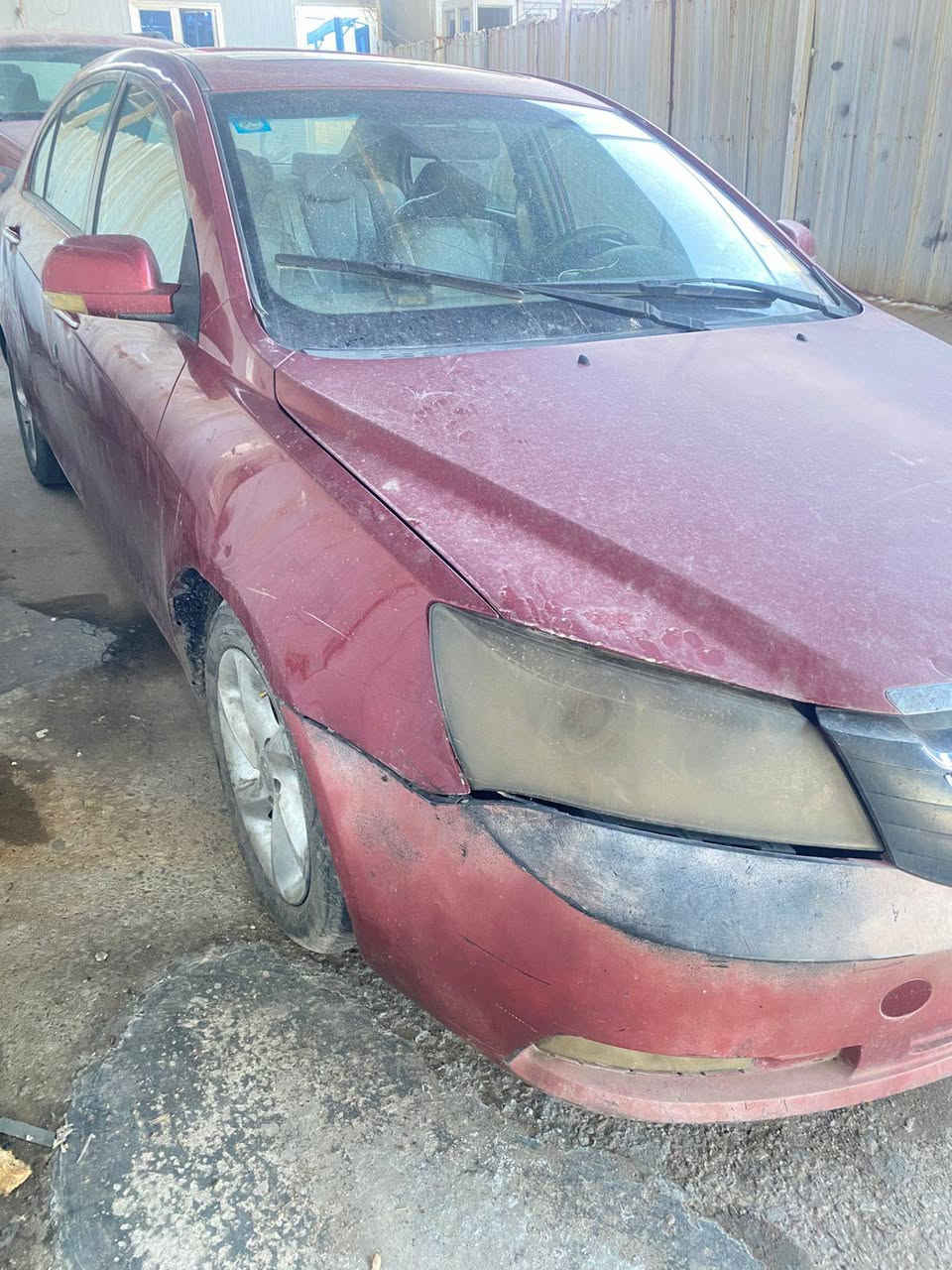 جيلي امكراند 2012 محرك وكير ممتاز ماشيه 145
تبريد تدفئه شغاله سياره يرادله ترتيبات رقم بغداد دولي 
سعره 35ورقه ***********
