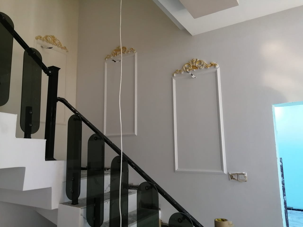✨ سقوف جبسن بورد مغربي بتشطيب مرتب وضمان شغل ✨

✔️ تصميم حديث ومودرن
✔️ حديد قوي وسماكات ممتازة
✔️ جبس نوعية زينة
✔️ طلس وصبغ كامل
✔️ شغل نظيف وتسليم كامل للبيت

الأسعار تبدأ من 30 ألف للمتر شامل التشطيب والصبغ
السعر يختلف حسب التصميم والتفاصيل

📞 للحجز والاستفسار:
0772 149 9137]
***********
📍 بغداد
