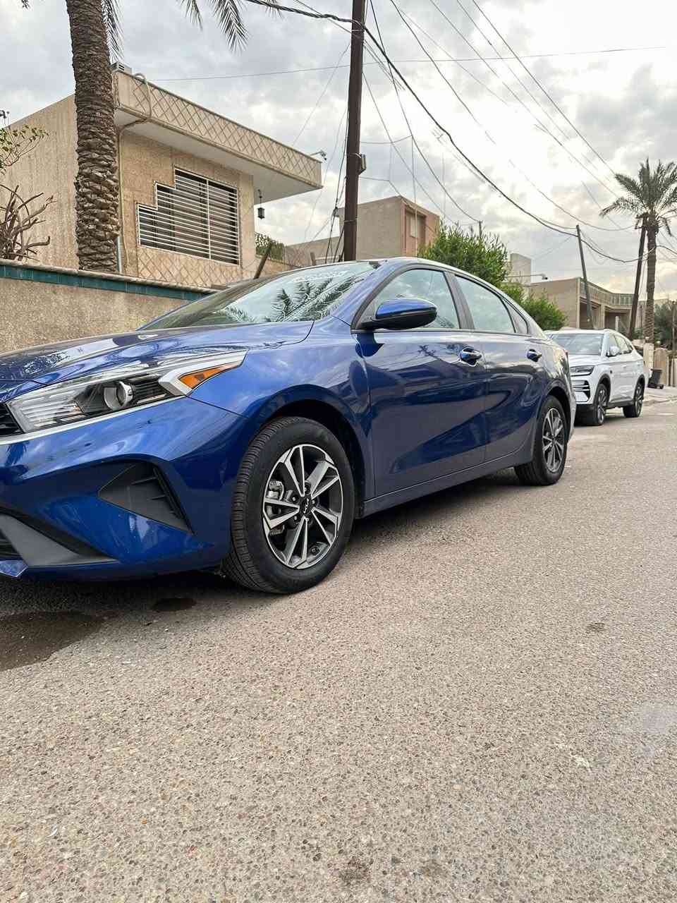 كلين بدون حادث
السلام عليكم شباب شلون الغوالي 

للبيع كيا فورتي موديل 24 اربيل دخول جديد الى بغداد سنوية بسمي تريد تحويل تريد وكالةالسيارة مكفولة من الصبغ  والبارد فقط (دعامية خلفية بدون دواخل )

بدون ايرباك بجم (كلة كبس )وعلى فحص وين مايعجبك افحص 

السيارةًبعدها جديدة بمعنى الكلمة لووكك 

رادرات امامية خلفية توقف ذاتي امامي وردارات جانبية واشاير بلمري 

صور الحادث مرفقة بلمنشور 

السعر 165وبية مجال 

لاستفسار ***********عبداللة العامري 

مكاني بغداد الصليخ ال600 واني خادم
