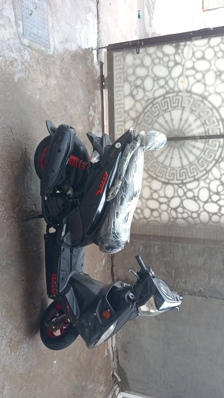 السلام عليكم اخوتي
دراجه GTR  ياباني للبيع دراجه نضيفه او جديده الله شاهد تجي وشوف الدراجه مكينه ما مفتوح بيه برغي واحد جديده ع وضع الشركه تجي تكلب وشوف السعر 
750 الف او تجي او بيك خير ودلل المكان غزاليه شارع مدير المن الستفسار ع رقم  ***********
