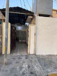 حي العسكري • ١٠٠م • مؤجر