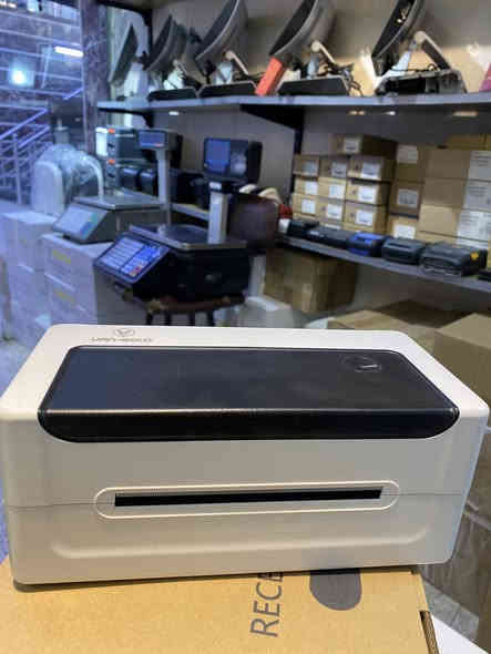 السلام عليكم متوفر كاشيرات مع برامج مطاعم وكوفيات وايضأ طابعات حراريه لجميع القياسات اسعار جمله ومفرد 

للاستفسار ( *********** )
