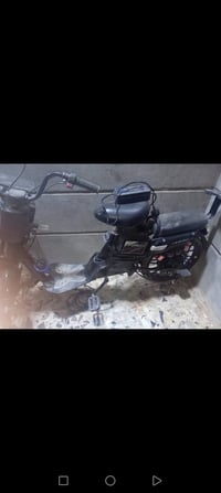 ٠٧٧٣٧٩٩٩١٠٨دراجه شحن بطارياتها جدد