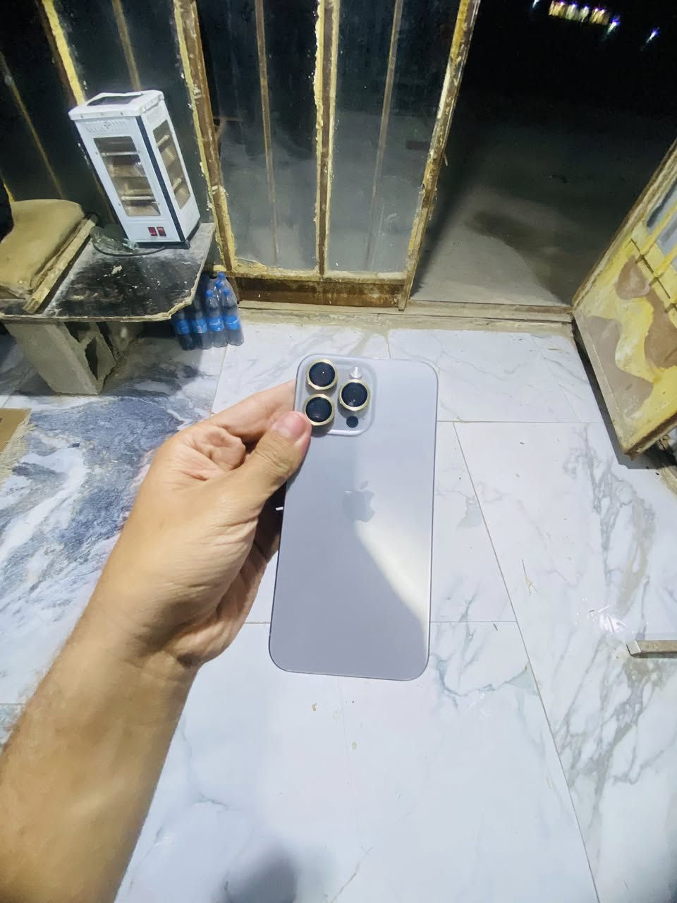 سلام عليكم ايفون 15برو ماكس ذاكره 256بطاريه 87سعره جداً مناسب نضافت جهاز مثلل مموضح بل صور تفاصيل اكثر راسلني او تتصل ***********مكاني محاويل
