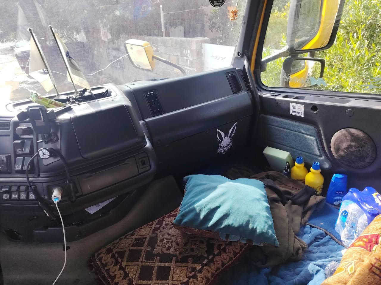 فالفو للبيع فلات موديل 2000   العنوان بغداد ابو غريب *********** ///*********** السعر٢٢٥وبيها مجال
