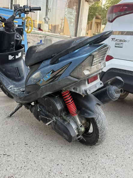 سلام عليكم ماكس عدله  
دراجه شلعه او معدل 

كفرات البيض بلاديات مالته 

تريد الازرك هم موجوده 

دراجه كله ختم واحد 

سلف شغال 

باتري جديدي

للستفسار 

***********

ما متواجد على النت
