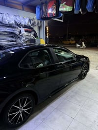 كامري SE • ٢٠٢٤ • ٧٠ ألف