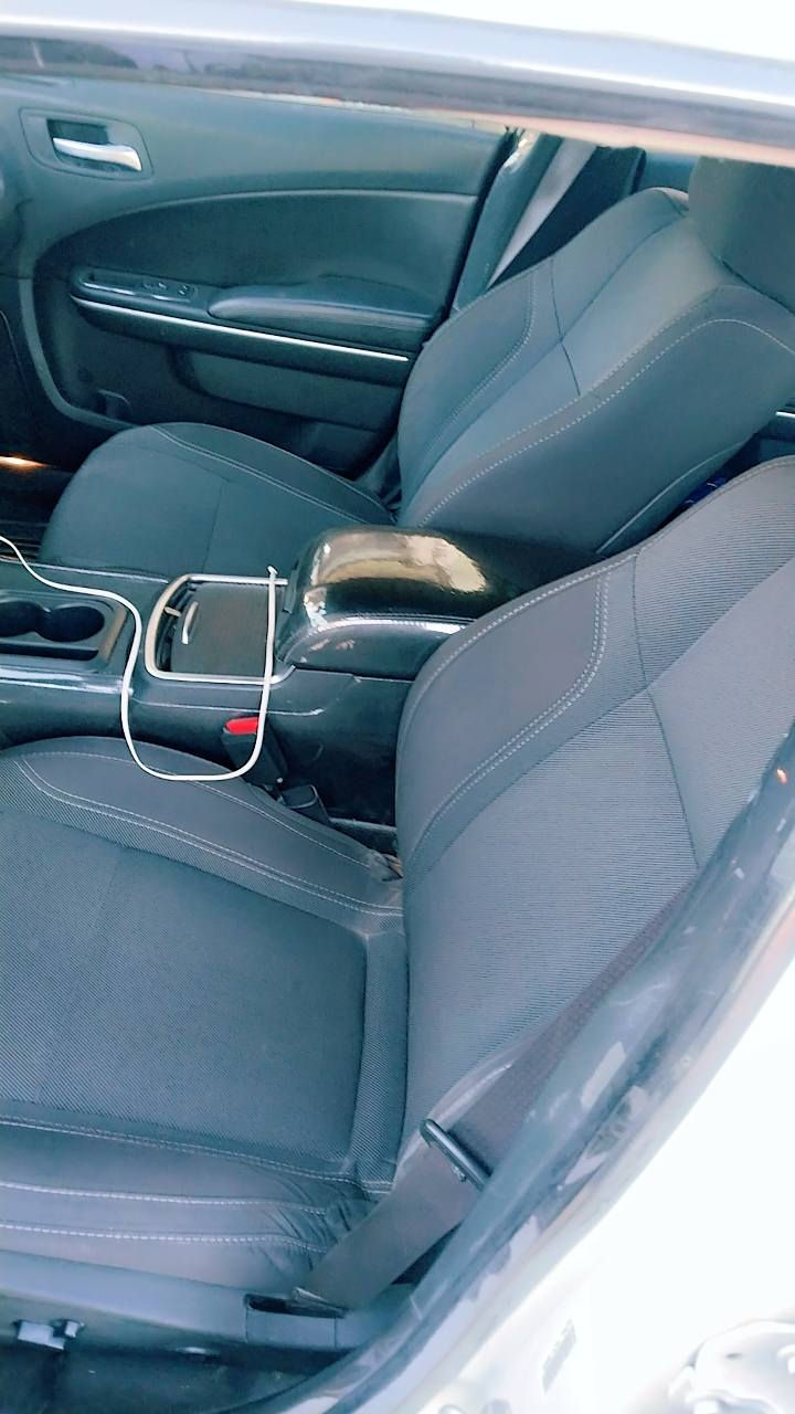 السلام عليكم كشنات حضن للبيع سائق فول كهرباء تدفئه العنوان النجف ب٢٧٥لف ***********
