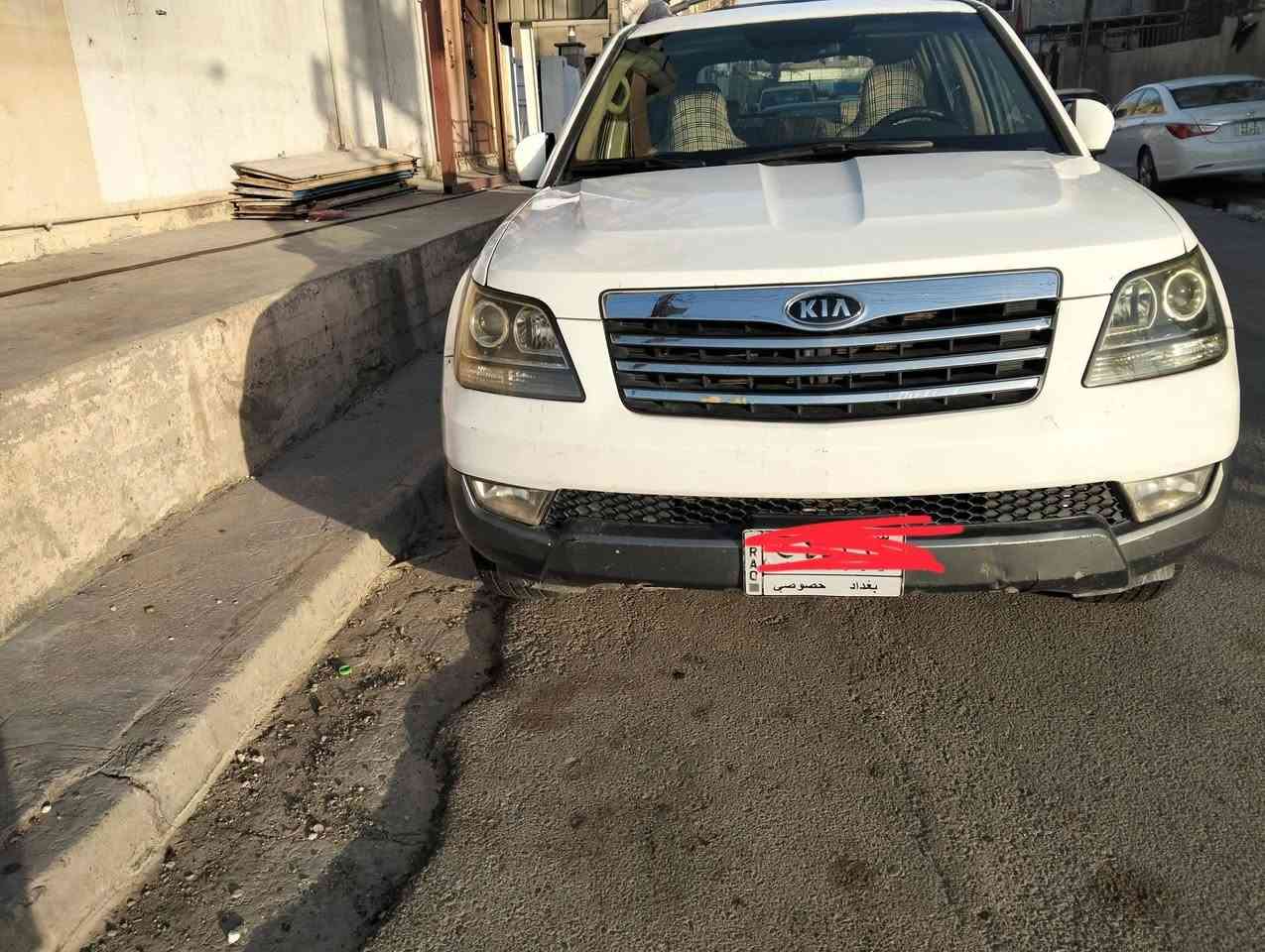مهافي أبيض ٢٠١١فول مواصفات  رقم بغداد بأسمي مكينه تبريد كير خير من الله صدرها نص ونص بيها منظومة غاز صار ثلاث سنوات صور بالسونار موجوده مكاني بغداد وهذا رقمي *********** سعرها ١٠٢ ورقه

