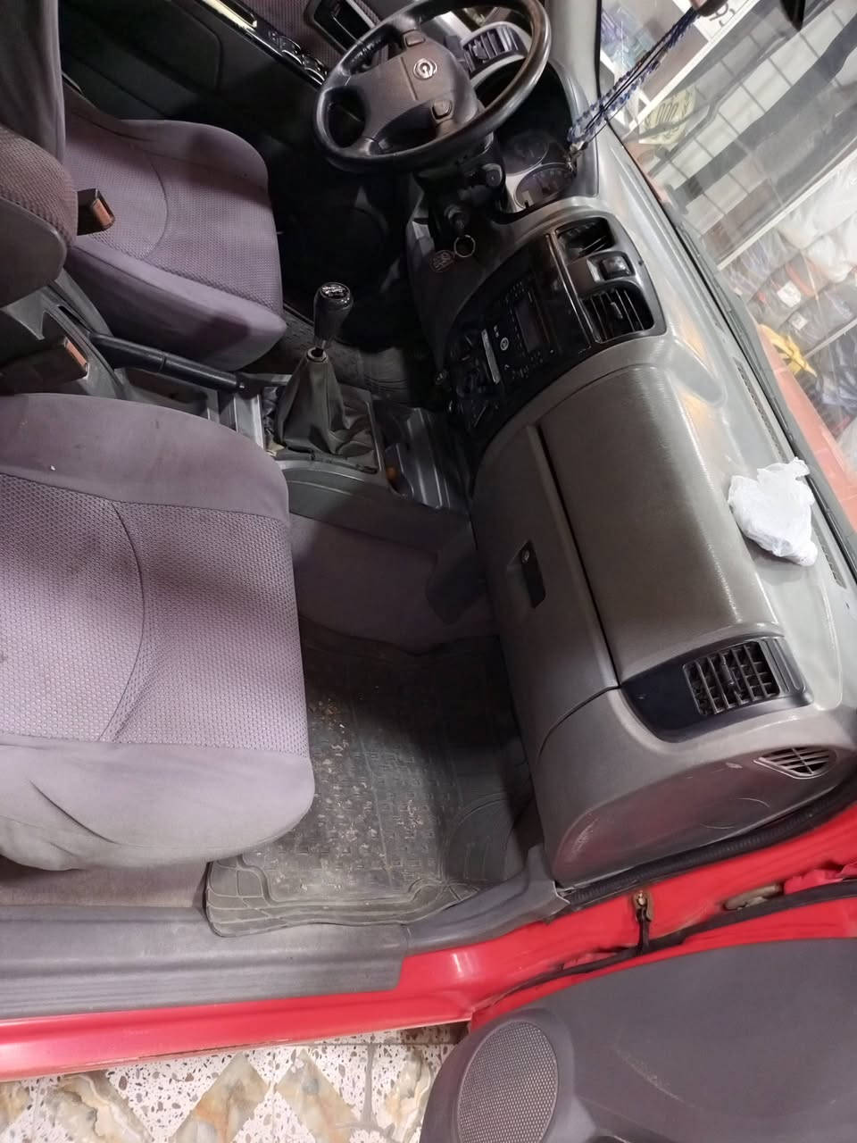 السلام عليكم بيك اب كنوناو موديل 2012 مكفوله من التبديل مكينه جديد كير جديد حداديه جديد بيه بس باب صبغ والباقي كفاله الشراي يتصل ***********
