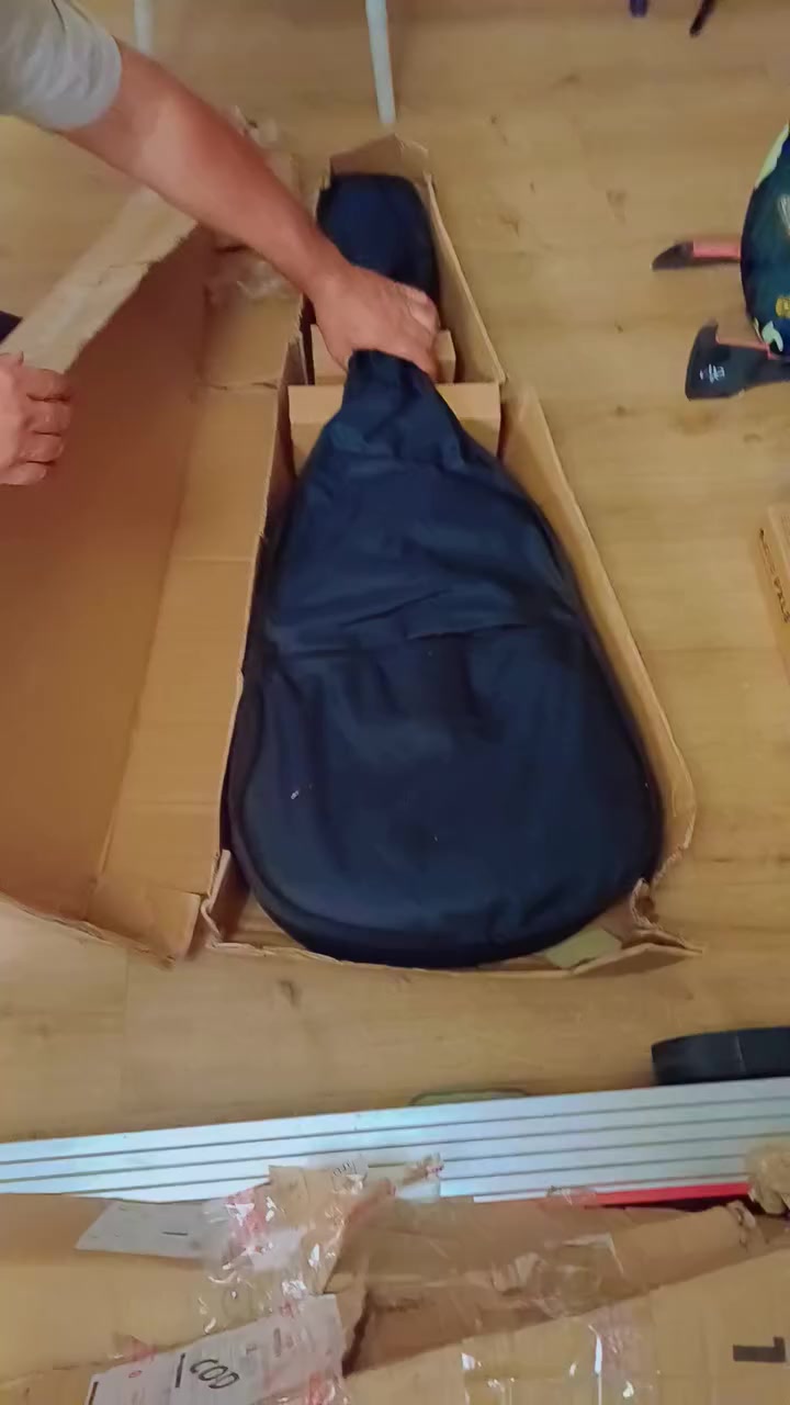 يتوفر كيتار جديد لوك كارتونه
يتوفر توصيل


**إذا كنت صاحب هذا الإعلان وتريد حذفه لأي سبب، رجاءا أرسل رسالة إلى الدعم الفني**