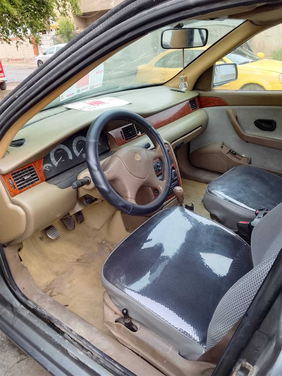 السلام عليكم
سمندات 2 مال مزاد اصل 2007 السيارات مرقمات باقي عله استلام الوحات سيارات جاهزات كل نقص مابيهن البيضه كير اوتو تخم تاير مكينه جديده فرنسي والثانيه بيهه صبغ 3 قطع والباقي مكفول سعر الوحده 36 وبيهه مجال تاخذ رقم وسنويه مكان بلديات 
***********
