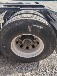 تايرات 22 • 295 • البصرة