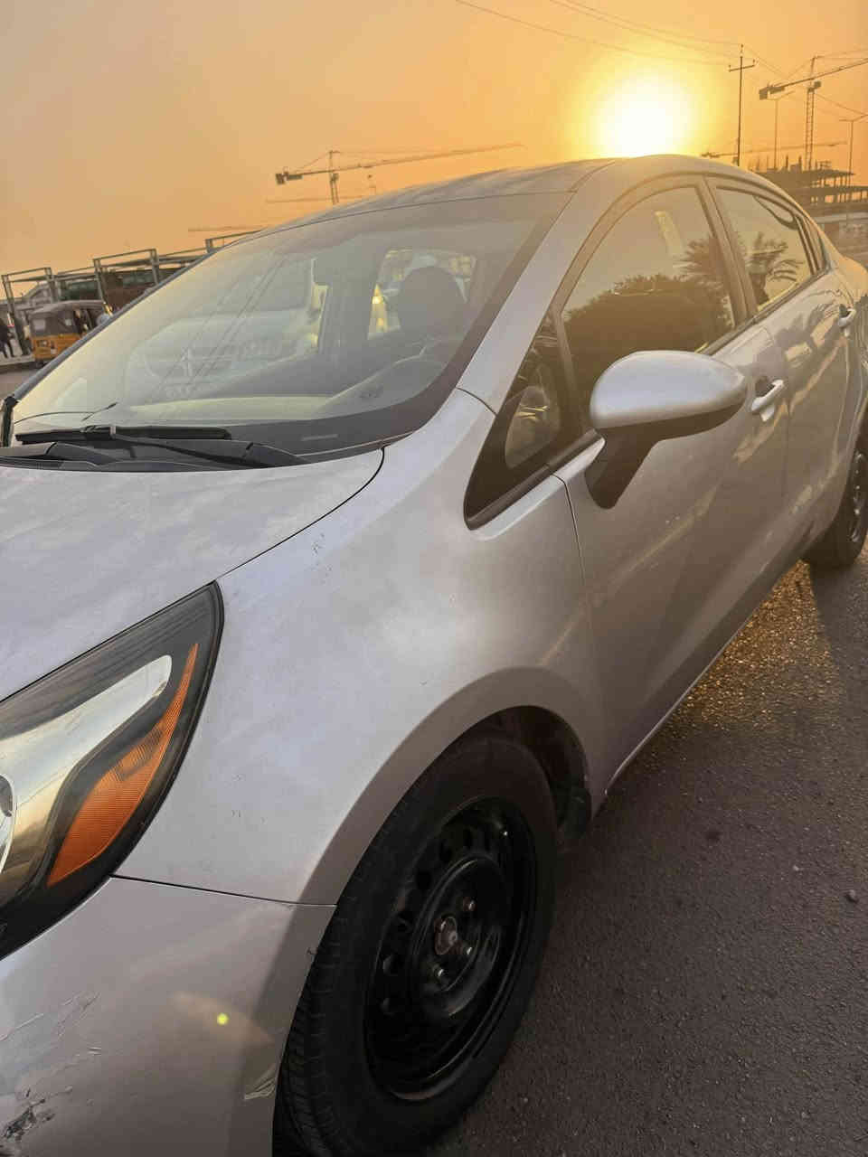 السلام عليكم كيا ريو ٢٠١٤ للبيع رقم بغداد سنوية جديدة 
السيارة نظيفة كير ومحرك حادثها من امريكا جاملغ وباب خلفي جهة السايق العنوان الامين الثانية السعر ٨٥ وبيها مجال 

***********
***********
