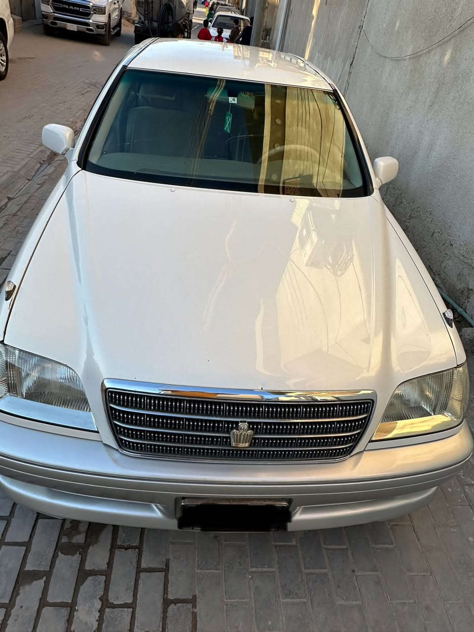 جنون ادوات مكصوصه جنطه كصه فقط والباقي كفاله ما بيها كل نقص دكمتين السعر 42 هاتف ***********
