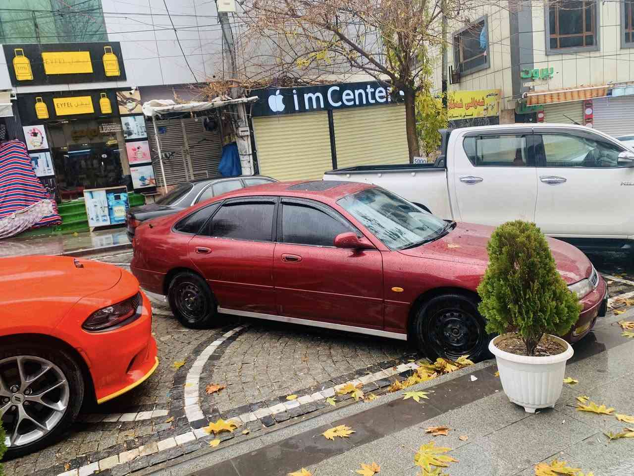 مازدا فاسولیا 
مۆدیل١٩٩٥
ئارم و سەنەوی ئارم هەولێر ئارم و ئەوەلیات بەشەرت
سلایت 
تەبرید ساردوو گەرم مەزبوت
چوار جام کارەبا 
موس و براوە بەشەرت
حام پەمپە لەسەر ساغە بئ لێدان
گێرو مەکینە بەشەرت
توندوتۆلی بەشەرت 
کارەبایی کامل مەزبوت
نمونە لە جوانی 
موشتەری تەلەفون بکە 
***********
***********
