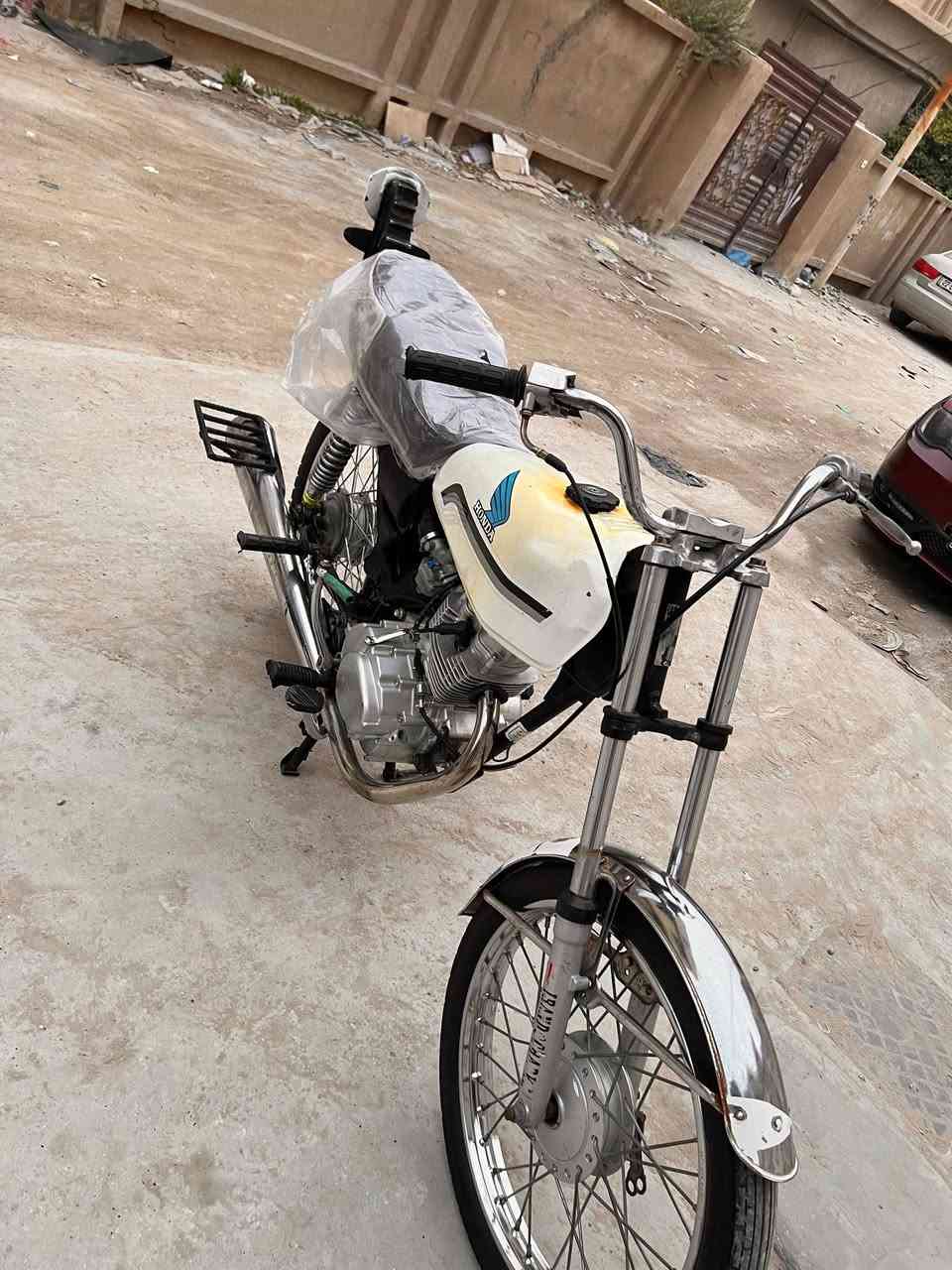 سلام عليكم نامه للبيع اوراق أصولي أصولي موديل 20 مكينه حلوة تخبل ناعمه مفتوحه بس ولفات دراجه بحيله بعدهي تجي تشوف وتفحص بعينك ونشالله مااقصر وياك مكان كربلاء حي العباس رقم الهاتف *********** السعر 750 بيه مجال حك جيه فقط
