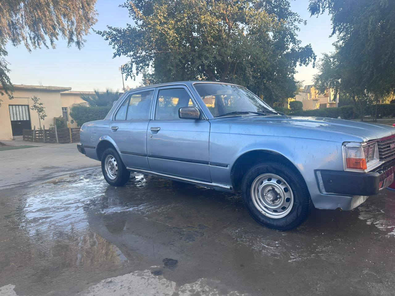 سلام عليكم كرونه موديل 81سياره مصبوغة حزام تبريد تدفئة شغال تاير تخم جديد سياره جاه سعر 30وبيهه مجال ***********
