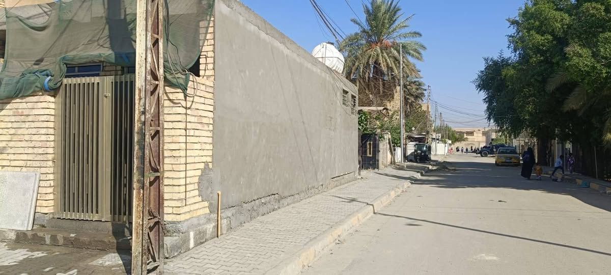 السلام عليكم مكلف بلنشر بيت واقع حال 73 منطقه الجريخي ساحت المحله السعر 47وبي مجال لخاطر الجيه *********** رقم صاحب الدار
