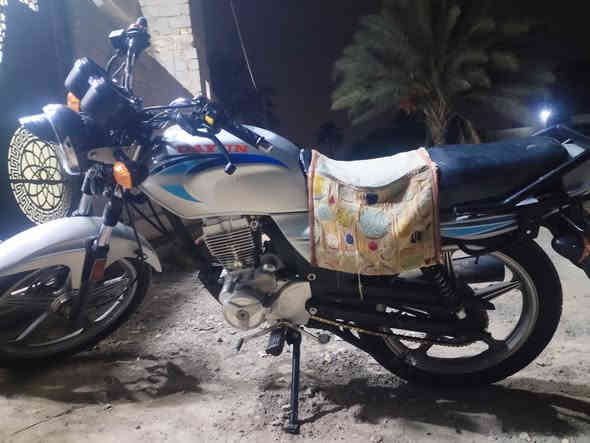 السلام عليكم دراجة دايوان لبيع اوراق سكنر موديل 2023 سعر 700 الدراجة كاملة المكان كربلاء العطيشي رقم الموبايل ***********
