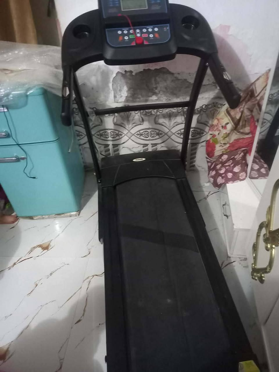 جلي وميز للبيع مكلف بلنشر اليريدهن يراسل
علي هاشم


**إذا كنت صاحب هذا الإعلان وتريد حذفه لأي سبب، رجاءا أرسل رسالة إلى الدعم الفني**
