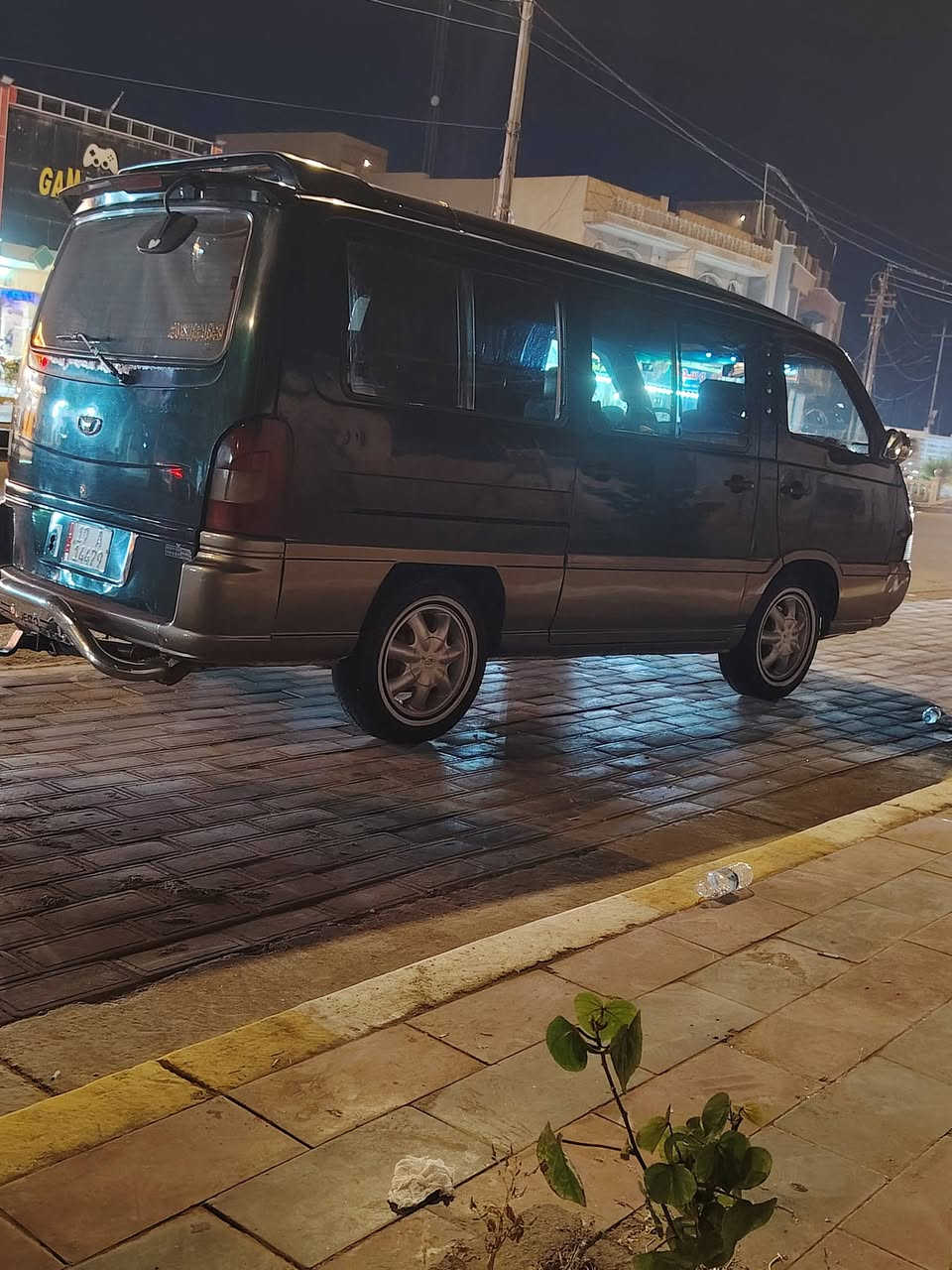 سياره للبيع موديل 2001 مصفره هيا مرور مكينه وفير جدا رقم ثائر حداديه جديده ***********
