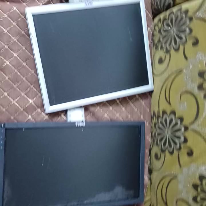 شاشات للبيع شلع ***********
