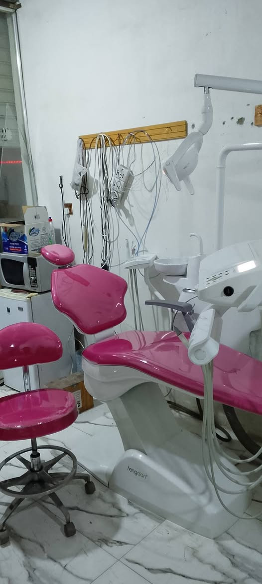 #للبيـــــــــع_كرســــــــــي أسنان مؤهل نوع فنك دان بسعر  مناسب /نشكر ثقتكم بمكتب  / الهادي دنت مستعدون 
°نقل عيادات الأسنان داخل وخارج بغداد

°تأهيل/صيانة /فتح /نصب كافة كراسي
الأسنان

بيع وشراء جيرات مستخدمه وجديده 

دوشمة كافة كراسي الأسنان
تخطيط وتأسيس عيادات الأسنان  

*********** / ابو هادي / عنوان بغداد  باب الثالث جزيرة بغداد السياحيه
