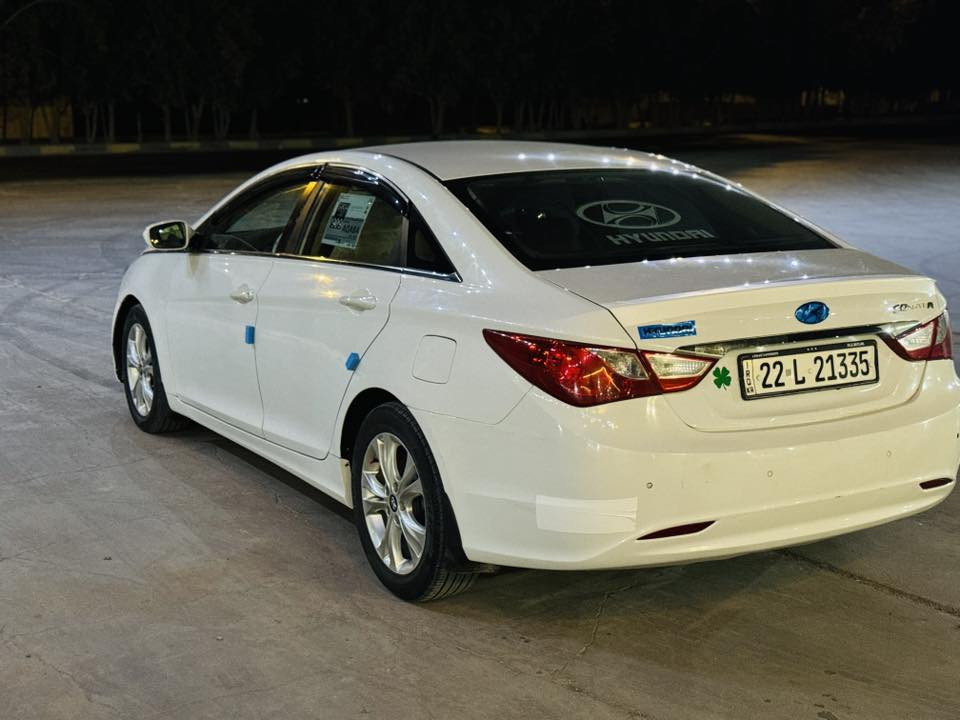 ‏سلام عليكم للبيع فقط سوناتا 2012 خليجي مكينة 2400 دوش شرط لا فتح ولا تنقيص ولا بخار سيارة لحد الآن على وضع الشركة ماشية  115 فقط  حقيقي دك جرس لمن تعبر ال (120)
‏سيارة على إيد وحدة استخدام موظف
‏باسمي شخصيا سنوية لل30 شرط التحويل السيارة كفالة عامه عدا بارد بسيط بطرف البنيد شرط بدون دواخل وحته برااغي البنيد ممفتوحه  الباقي رصعه مابيه والسونار مرفق  بالمنشور 
السياره احلا من الصور وجدا نظيفه حبايب طفايته وغراضه مال الشركه لحد الان موجوده وياه
السعر 126وبيه مجال بسيط جدا 
العنوان بابل
***********
