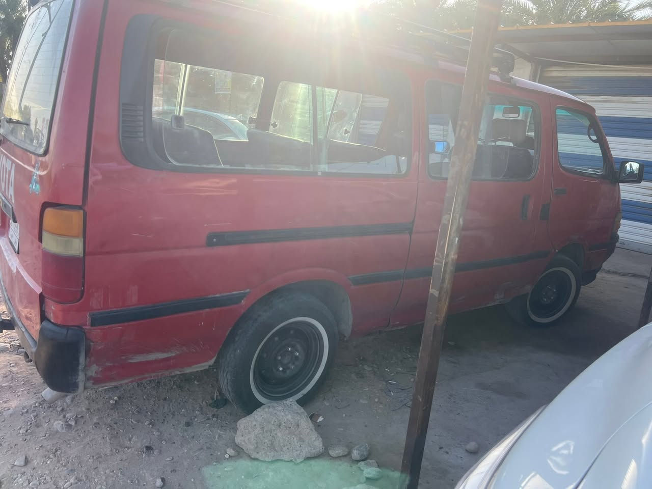 سلام عليكم بوز موديل 93 سنويه صاقطه صار شهرين 
مكينه كاز بيهه صدر زيت تاير زين مكينه بيهه تبخير 
‏كهربائيات كلهه شغاله ￼سعر. 38 وبيهه مجال بصيط 
ديالي شهربان 
***********
