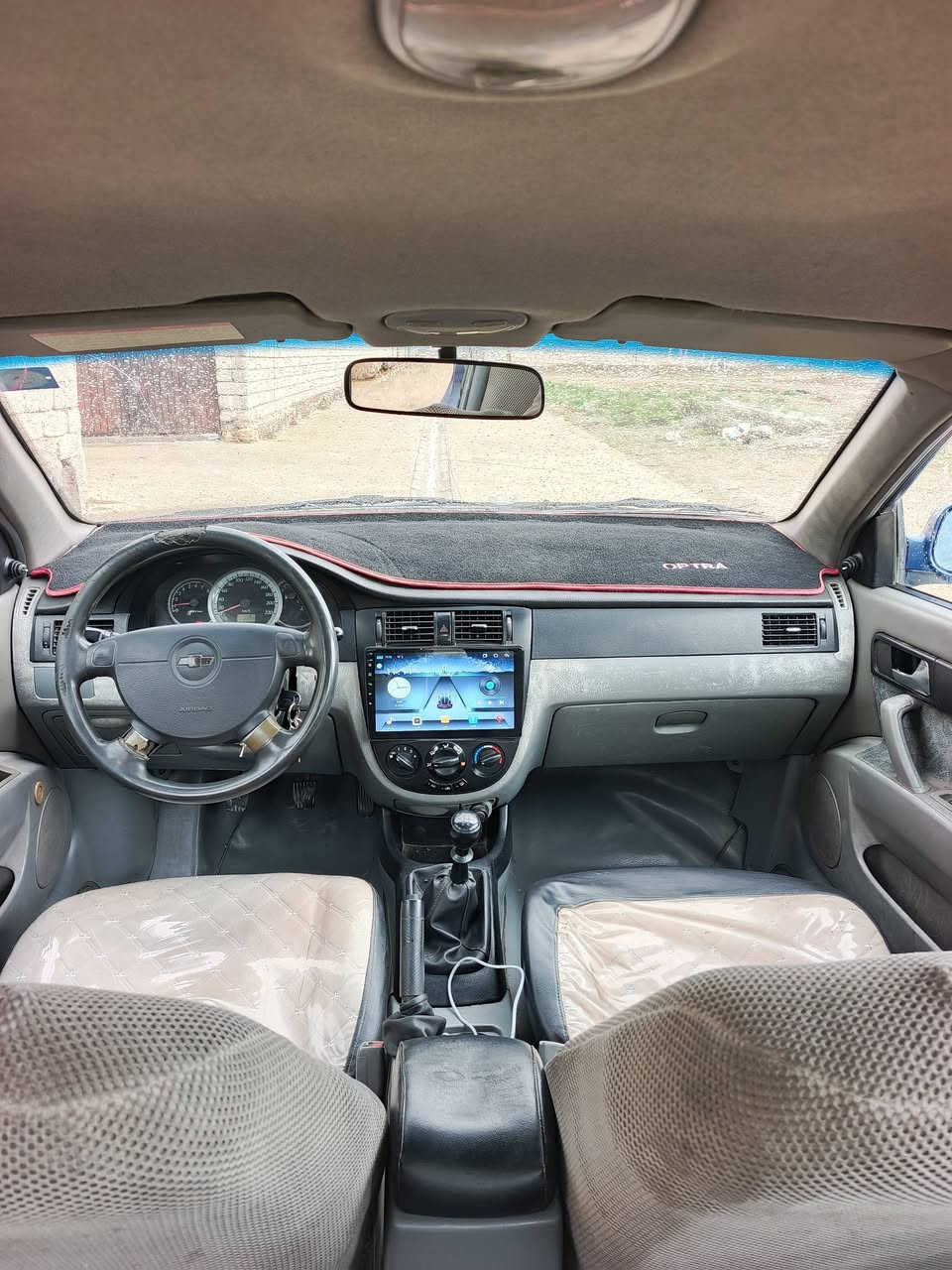 سلام عليكم
اوبترا 2004 السعر 48 بلاش
رقم أجنبي شرط التحويل 
مصبوغه عام لجماليه فقط 
محرك كير تبريد شرط 
سياره جاهزه واحلا من الصور 
للستفسار اتصل ***********
