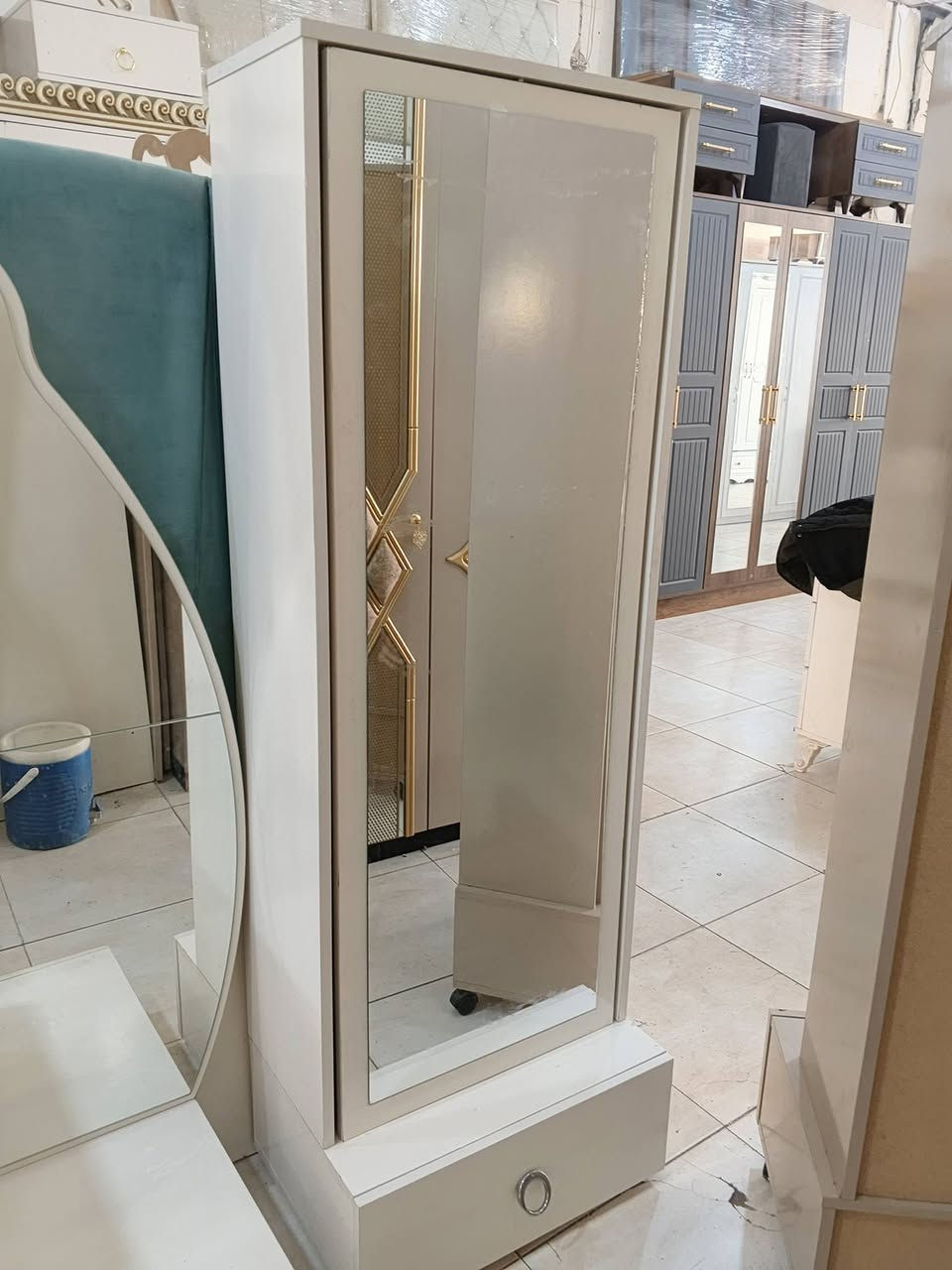 عرفه نوم تركي مستعمل نظافة فول *********** واتساب
النقل و الشد مجاني داخل اربيل 
النقل و الشد موصل 70الف فقط
