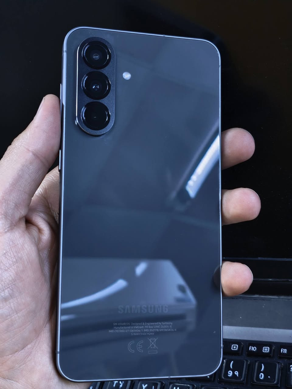 1_سامسونك A56 ذاكره 256 عشوائيه 12 كامل ملحقاته ما مستخدم 

2_سامسونك A56 ذاكره 256 عشوائيه 8 مع كيبل وراس شحن اصلي مستخدم نضيف لدرجة الجديد 

3_سامسونك A26 ذاكره 256 عشوائيه 8 مستخدم لدرجة الجديد 

تواصل واتساب ***********
