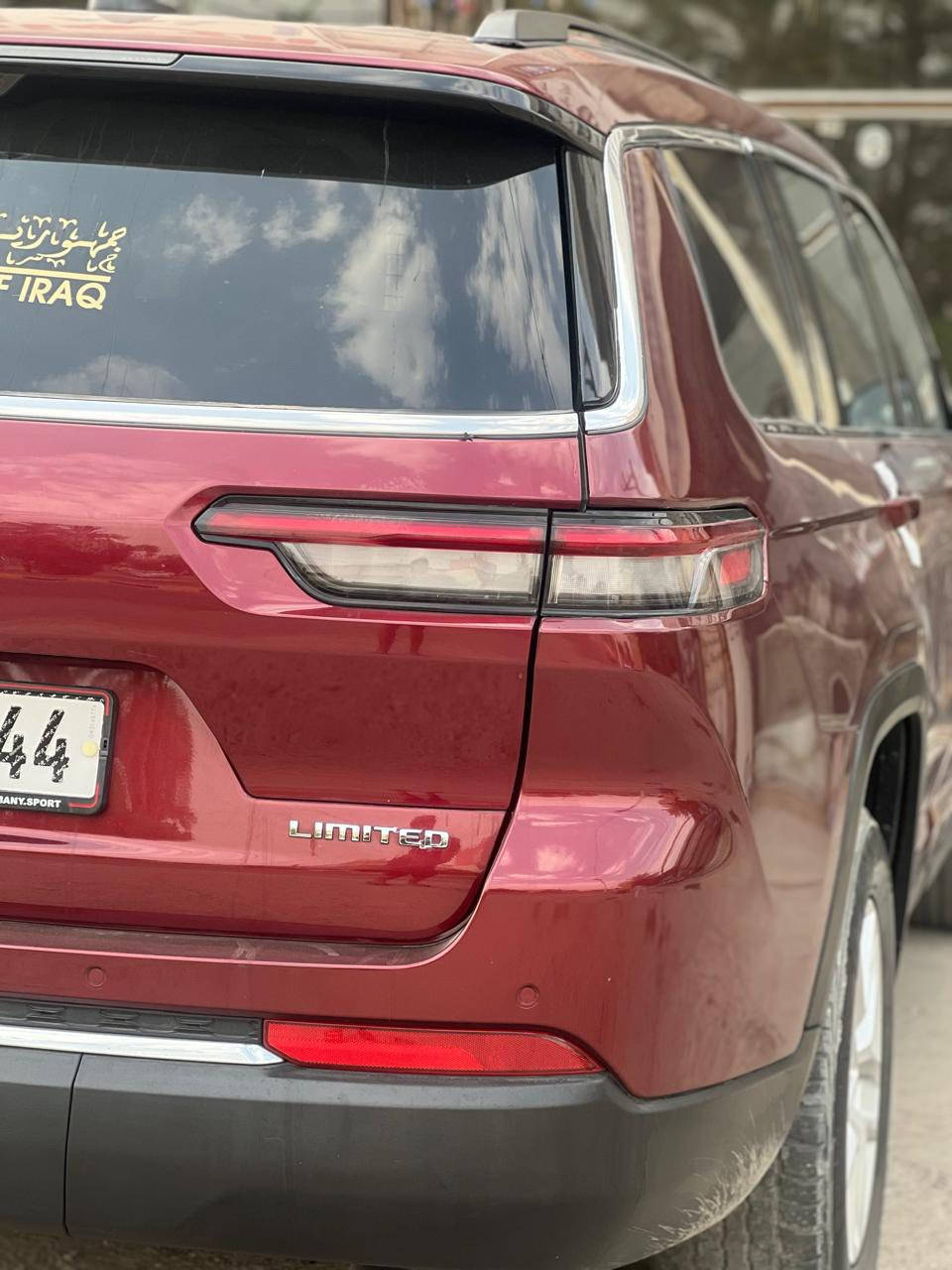 السلام عليكم جيب كراند شيروكي لمتد بلاص موديل ٢٠٢٣ سبعه راكب  اعلى مواصفات بالجيب السياره مصبوغه حزام بدون لغود ولا شواطي كفاله 
ماشيه ١٧ الف فقط السياره زيرو 
مكاني بغداد /الغزاليه 
للاستفسار / ***********
السعر / ٢٤٠ وبي مجال
