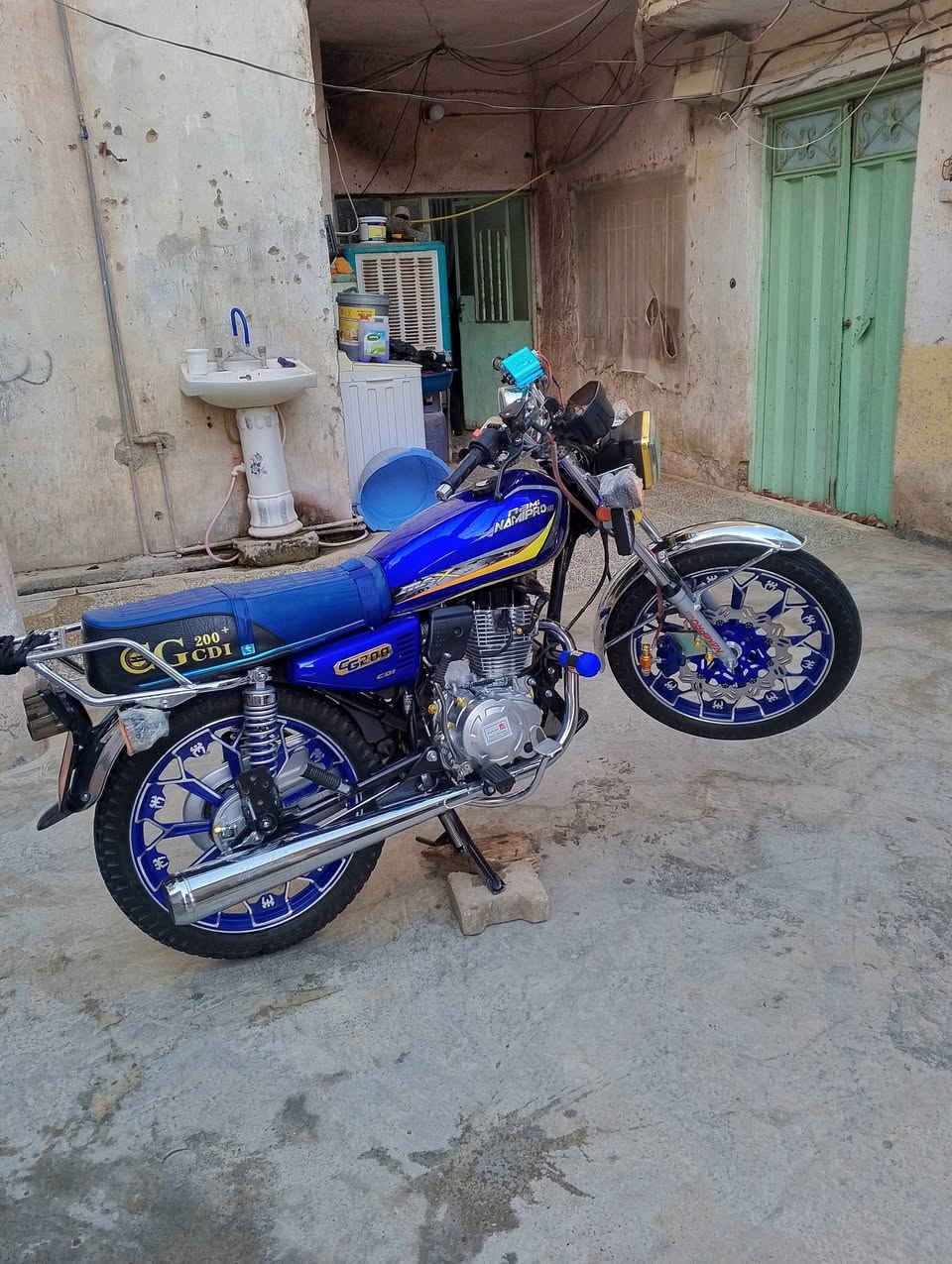 سلام عليكم دراجه نام برو للبيع محرڪ 200cc
دراجه مكفوله من كلشي شغل واطلع السعر 775
وبيه مجال حك الجيه مكاني ديالئ منصوريه الجبل
اتصل وادلل ***********
