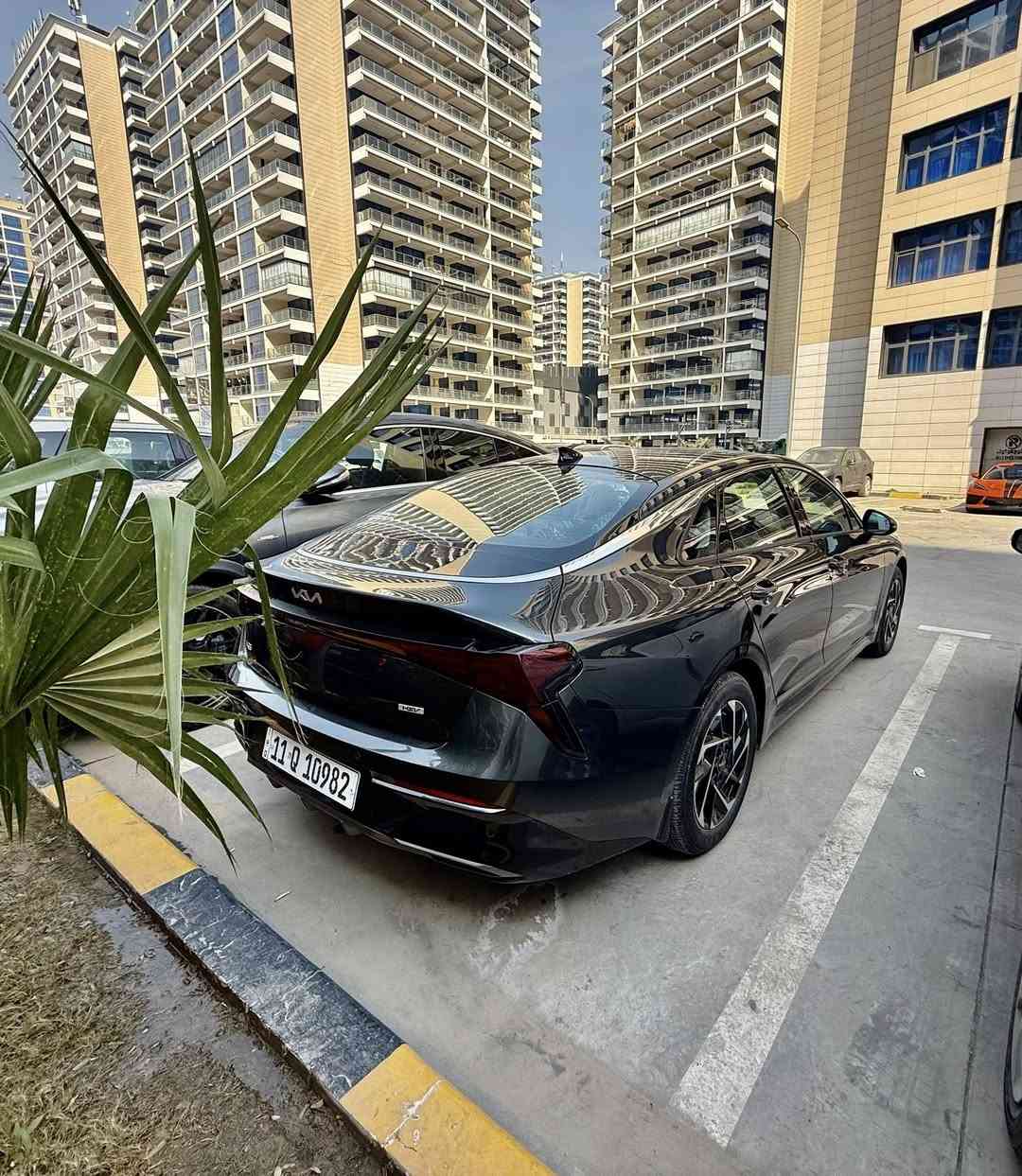 للبيع كي فايف 2025 K5 هايبرد ✅
خليجي وكالة نم
اللون رصاصي
موديل 2025
ماشية 9000 km
كامل مواصفات
بانوراما
كراسي جلد تدفئة
جنطة كهرباء
كراسي ميموري
كير ماوس
مقود جلد
ومواصفات كثيرة اخرى
السيارة لا تزال بوضع الزيرو 
السعر 235$  
مكان بغداد المنصور
 رقم تلفون ***********
