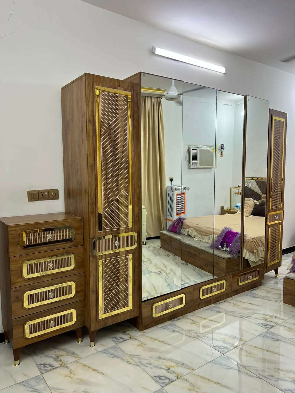 السلام عليكم غرفة للبيع اشتريتها بمليون و300 واريدها 750 وبيها مجال بسيط خشب تركي اصلي ونضيفة امانة الله مكاني بغداد للاستفسار خاص


**إذا كنت صاحب هذا الإعلان وتريد حذفه لأي سبب، رجاءا أرسل رسالة إلى الدعم الفني**