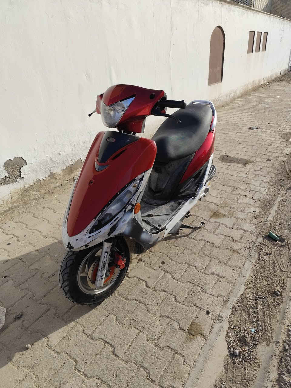 السلام عليكم كامكو جي فور دراجه شرط ربع نكره بكل وقت كهربائيات كلها شغاله سلف شغال محرك بلاد ما مفتوح كلجات رياضي محرك صوت ما تسمعله بس بي لاستيگ ولف سعر 250و بيها مجال شي قليل مكان نجف


**إذا كنت صاحب هذا الإعلان وتريد حذفه لأي سبب، رجاءا أرسل رسالة إلى الدعم الفني**