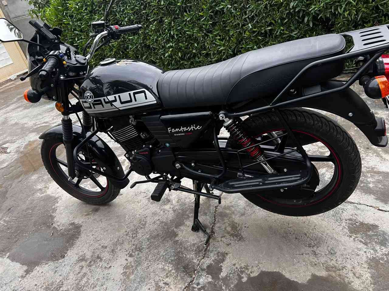 دايون كلاسك موديل 26 للبيع رقم اربيل تحويل شوكت ما يعجبك دراجه اقل شهر نازله من المعرض نضافتها انضف من صورة السعر 2500 بيها مجال قليل عنواني بغداد شاطى تاجي  رقمي ***********   ‭0751 337 3813‬
