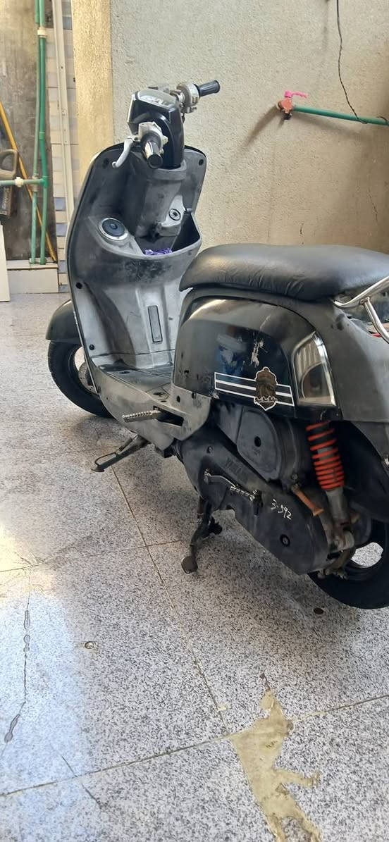 سلام عليكم درجه بوليس كابريته ملاح مكينه ما مفتوحه برغي  ستان نص ستان صفح شاير شغلاه لايت عالي ناصي حساس مال صطاب ولصطاب هم شغال كيج بانزين تشتغل سلف وهندر  قفال مال صندوك ومال سكان سعر ٨٠٠٠ وبها مجال مكاني البصره حي شرطه مقابيل المعارض الحديثه السايارت رقمي ***********
