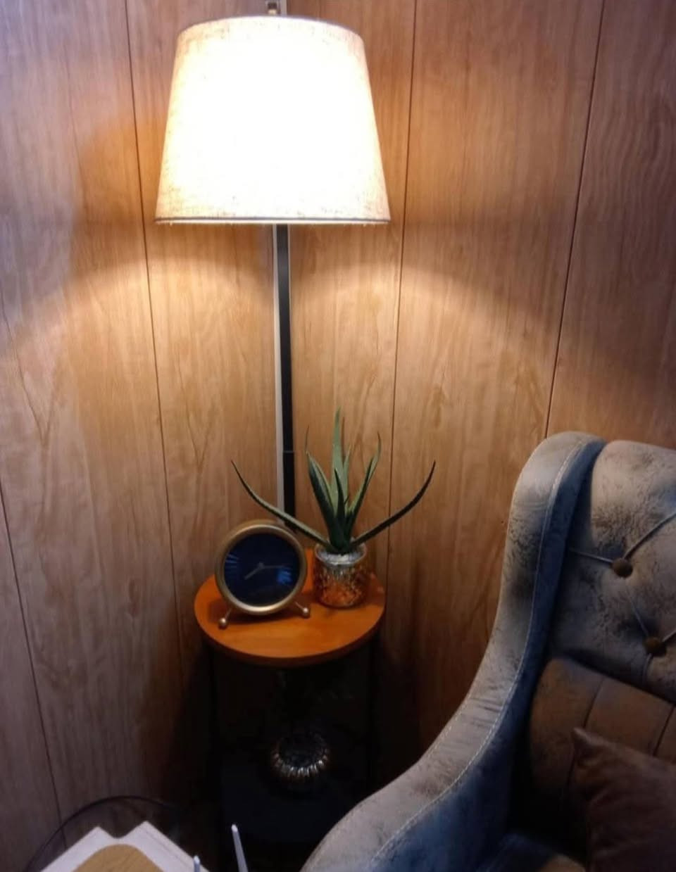 اغراض للبيع المكان شعب اكوتوصيل بكروه


**إذا كنت صاحب هذا الإعلان وتريد حذفه لأي سبب، رجاءا أرسل رسالة إلى الدعم الفني**