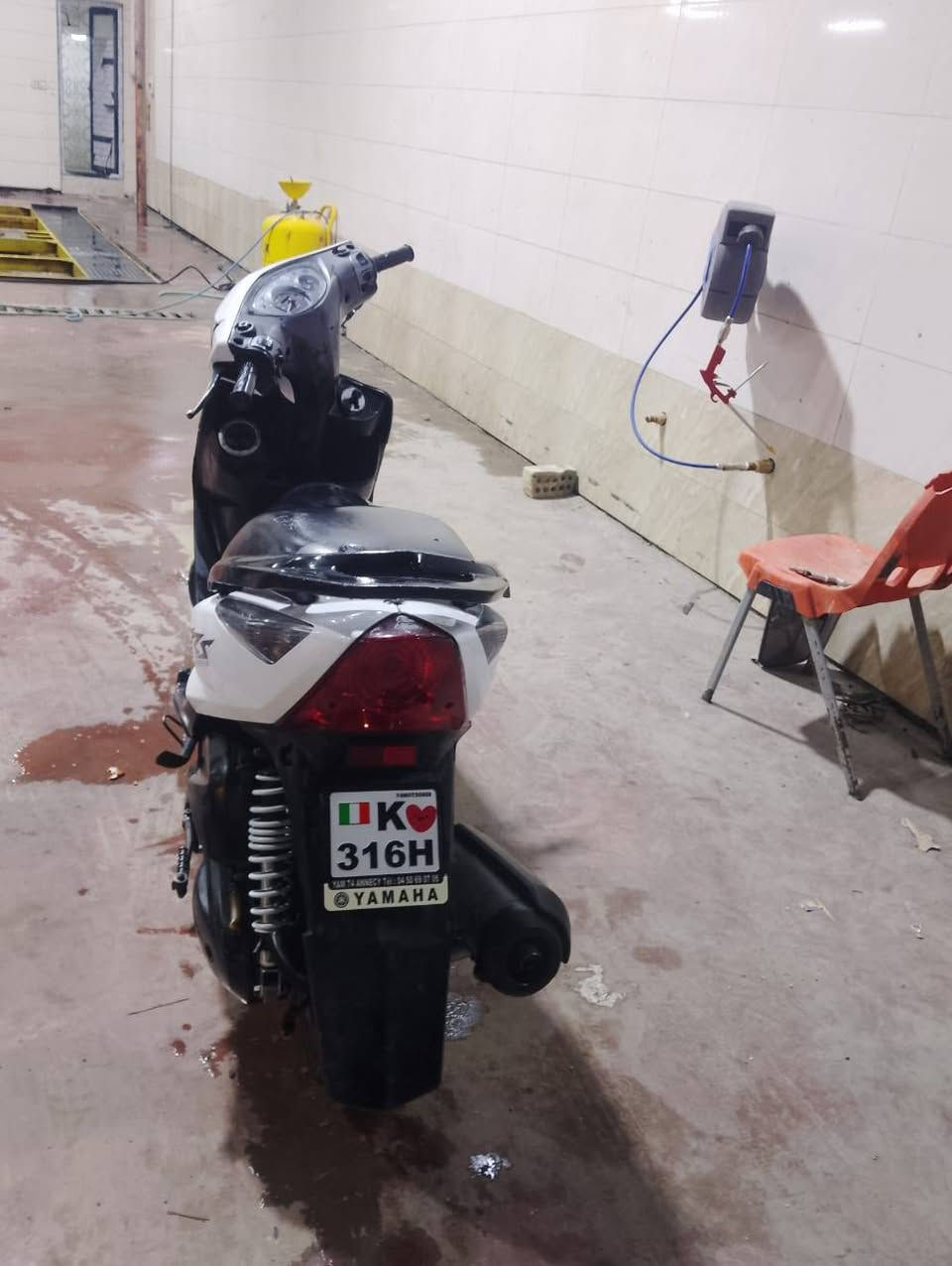 ماكس ثعلب للبيع دراجه كفاله عامه اي نقص ما بيه سعر 550 مكاني بغداد لعبيدي ***********
