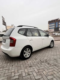 كارنز ٢٠٠٩ • ٧ راكب • محرك ٢٠٠٠