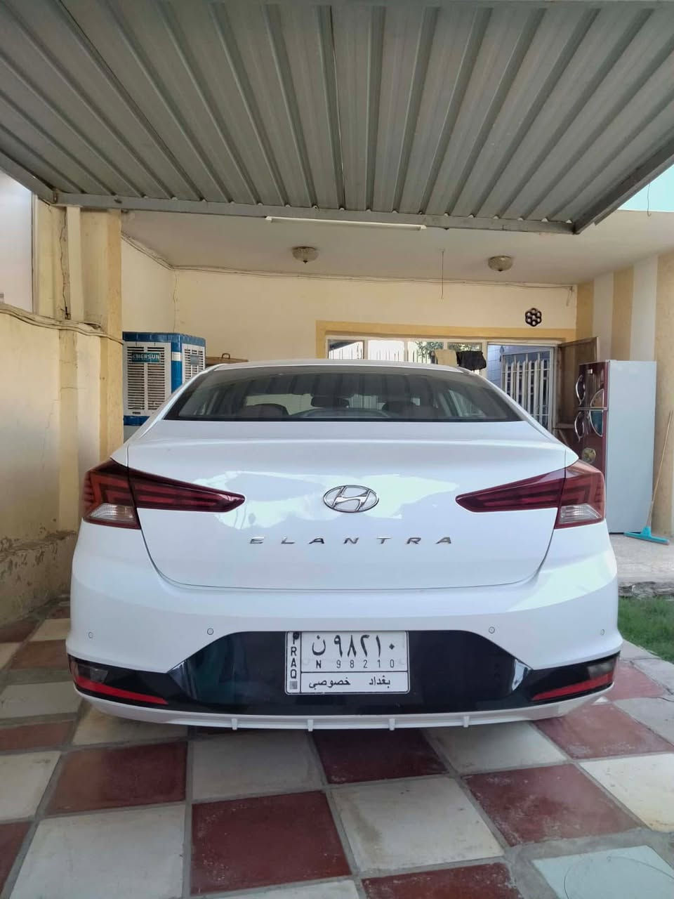 السلام عليكم النتره 2020خليجي فول لمتدد فتحه بصمه داخل لونين معروفه موصفات الخليجي لايت زنون لد رقم بغداد كشنات تدفه السياره حلوه وجديده مال بيت ماشيه 85 الف السياره كفاله عامه من الحادث والصبغ ماعده شي بسيط الباب لي خلف الصدر مفتوحه فقط براغي مفتوحه من الشركه واكفله كفال عامه مكان السياره حله قرب كوين بارك السعر 170 وبيه مجال لطيبين ‭
***********
