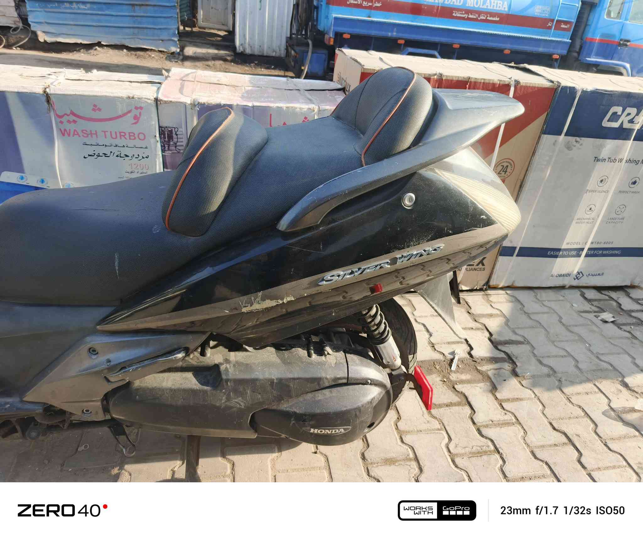 تخم كفر اصلي للبيع ب٣٥٠ مدينه الصدر ***********
