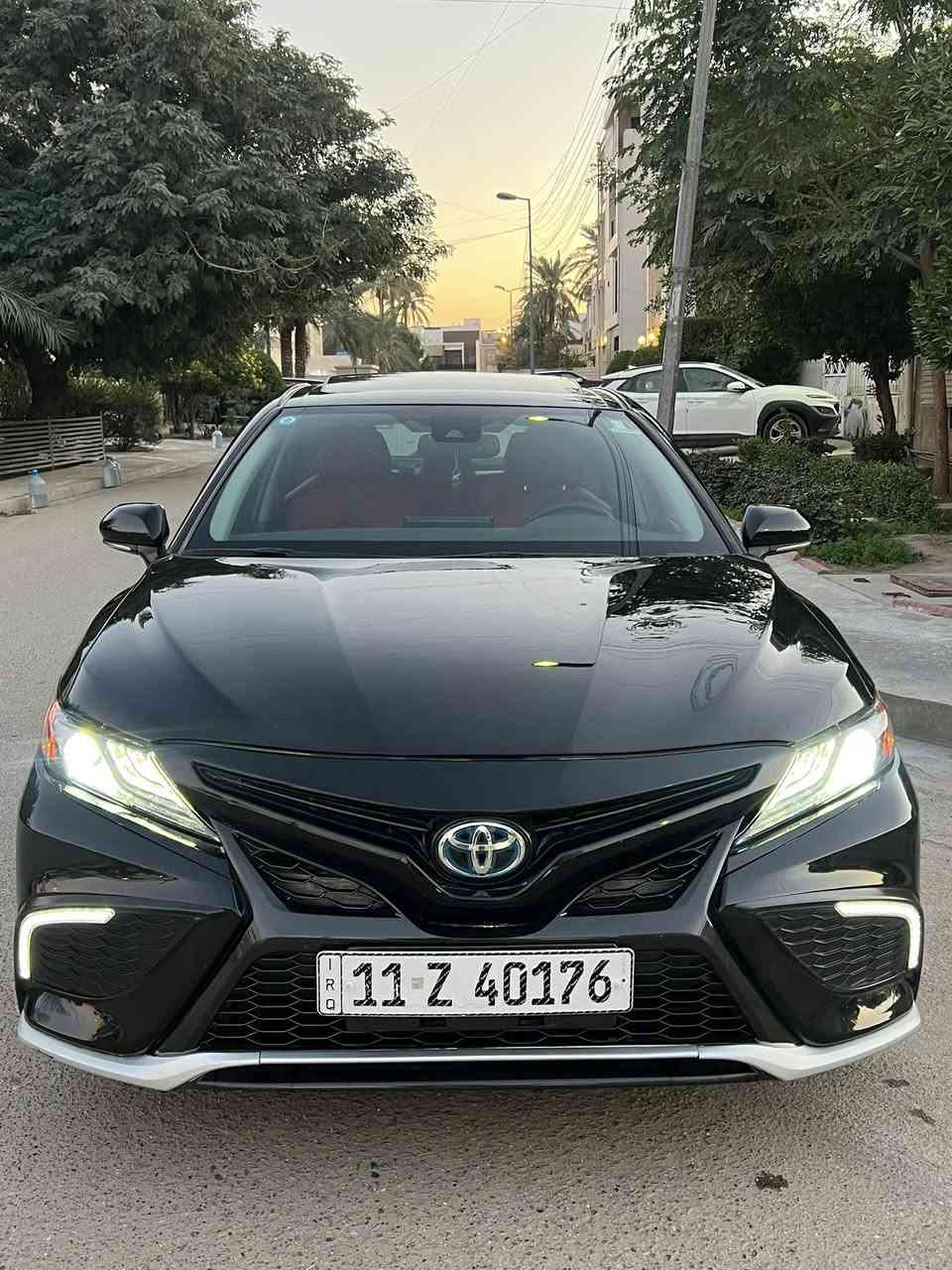 السلام عليكم 
كامري XSE 2024 هايبرد فول مواصفات
السياره مرقم بغداد باسمي
بصمه فتحه داخل جلد احمر بلادي
كشنات كهرباء شاشه اكبر  حجم كامره دواره رادارات خلفي امامي شاحن وايرليس لايت وكشاف لد ويل ١٩ … الخ
محرك 2500 هايبرد اقتصاديه جداً
ماشيه  ٣٧ الف
ايرباك برده وراجع سستم 
بيها صبغ صفحه وبنيد 
مكانها اليرموك
السعر١٨٩
***********
