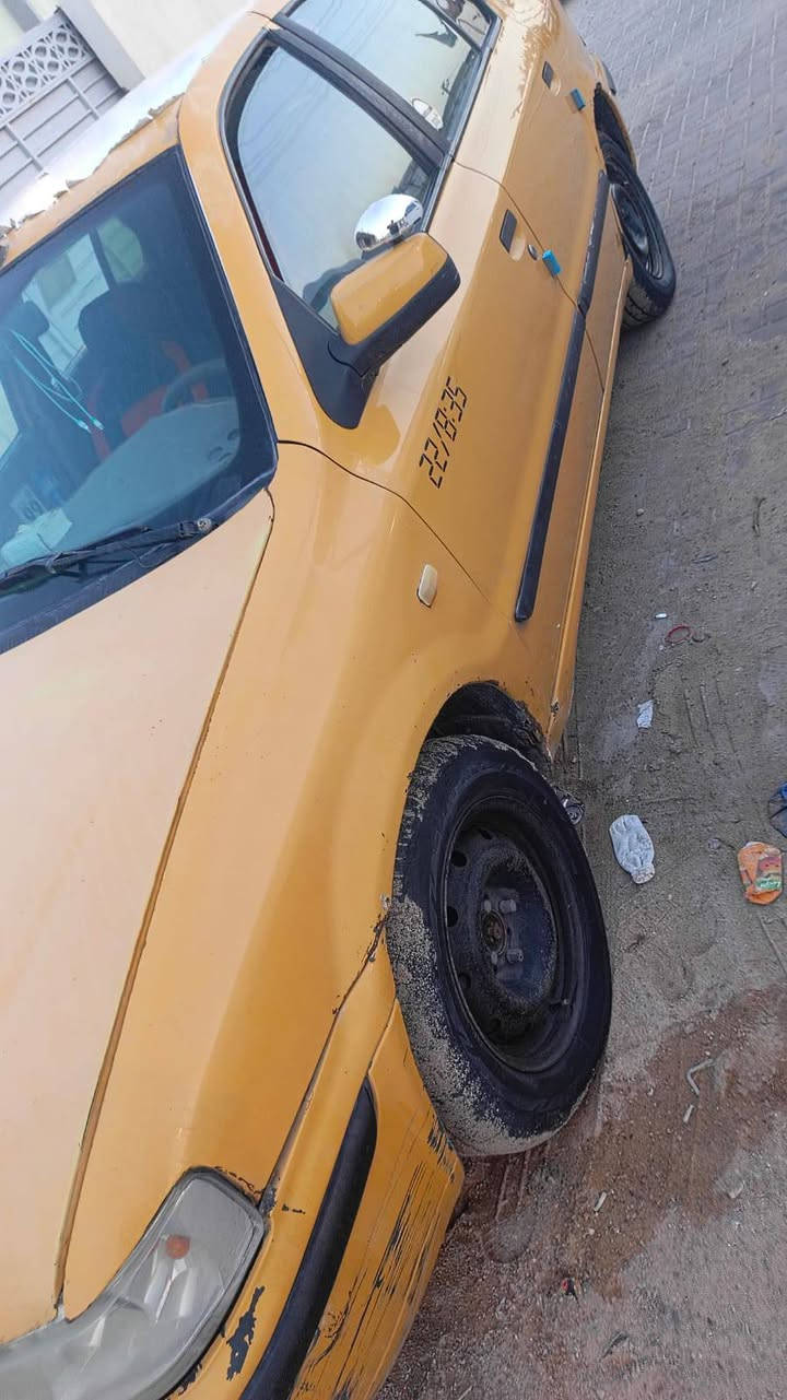 سيارة سمند موديل 11 تكسي انگليزي سنويه 2028  رقم مميز مثل ما موضح بالصور يرهم تسقيط لأي سيارة أجرة حديثة ..جاهزة من كلشي محرك وگير خير من الله تبريد شغال غرفة حلوه كشنات حلوه حدادية ماصار هواي من سويتها والكهربائيات شغالة والبدي شوف العين بيها ملاحضات بالداير ..36 وبيها مجال 

القبلة السوق الكبير *********** البصرة, العراق
